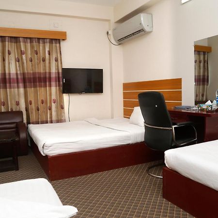 Hotel Blue Bird Dhaka Exterior foto