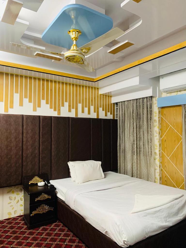 Hotel Blue Bird Dhaka Zimmer foto