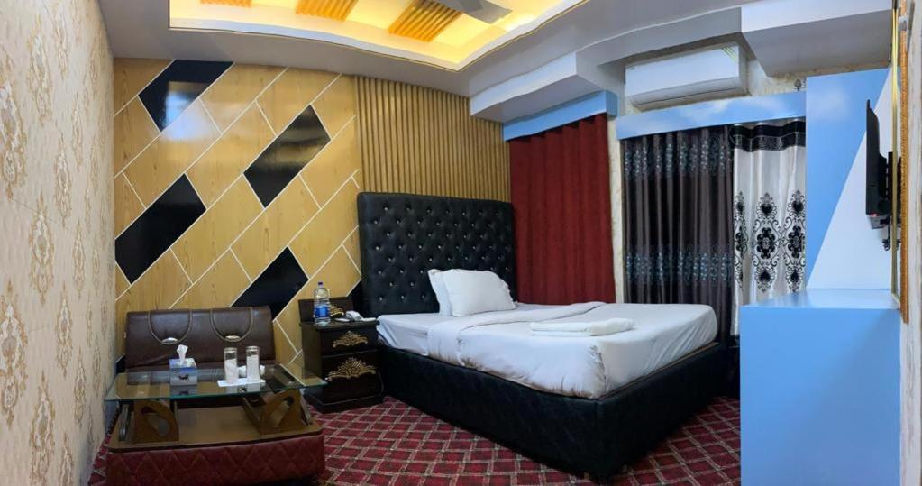 Hotel Blue Bird Dhaka Zimmer foto