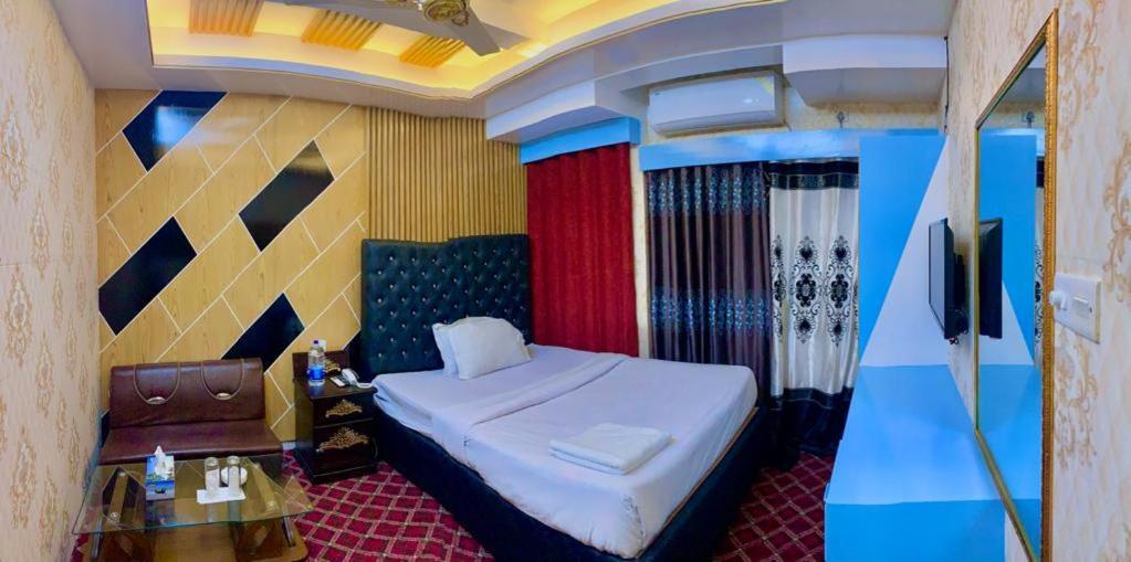 Hotel Blue Bird Dhaka Zimmer foto